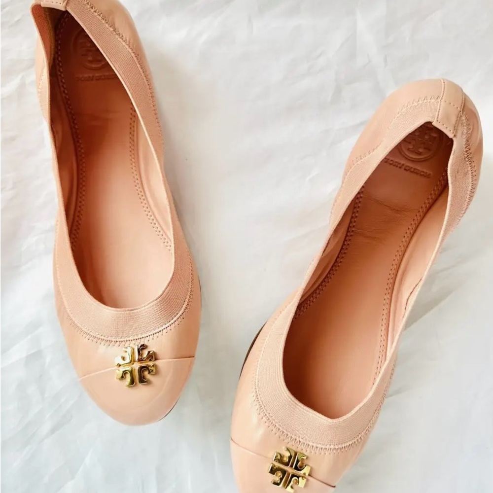 Tory Burch Women's Beige Ballet Flats